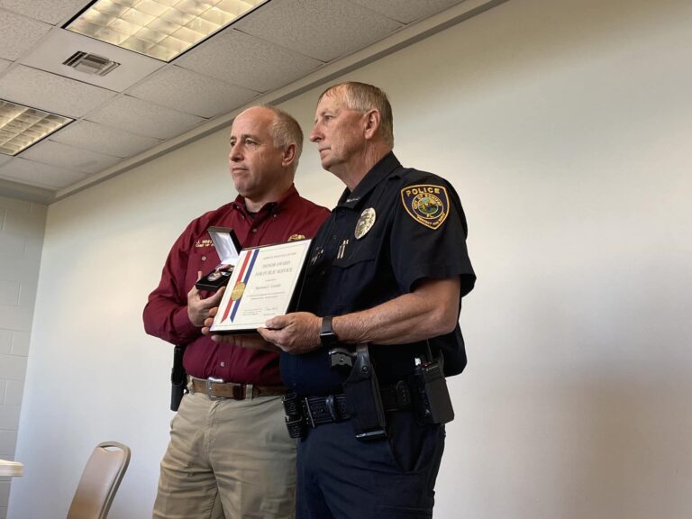 Bonifay police officer receives recognition award